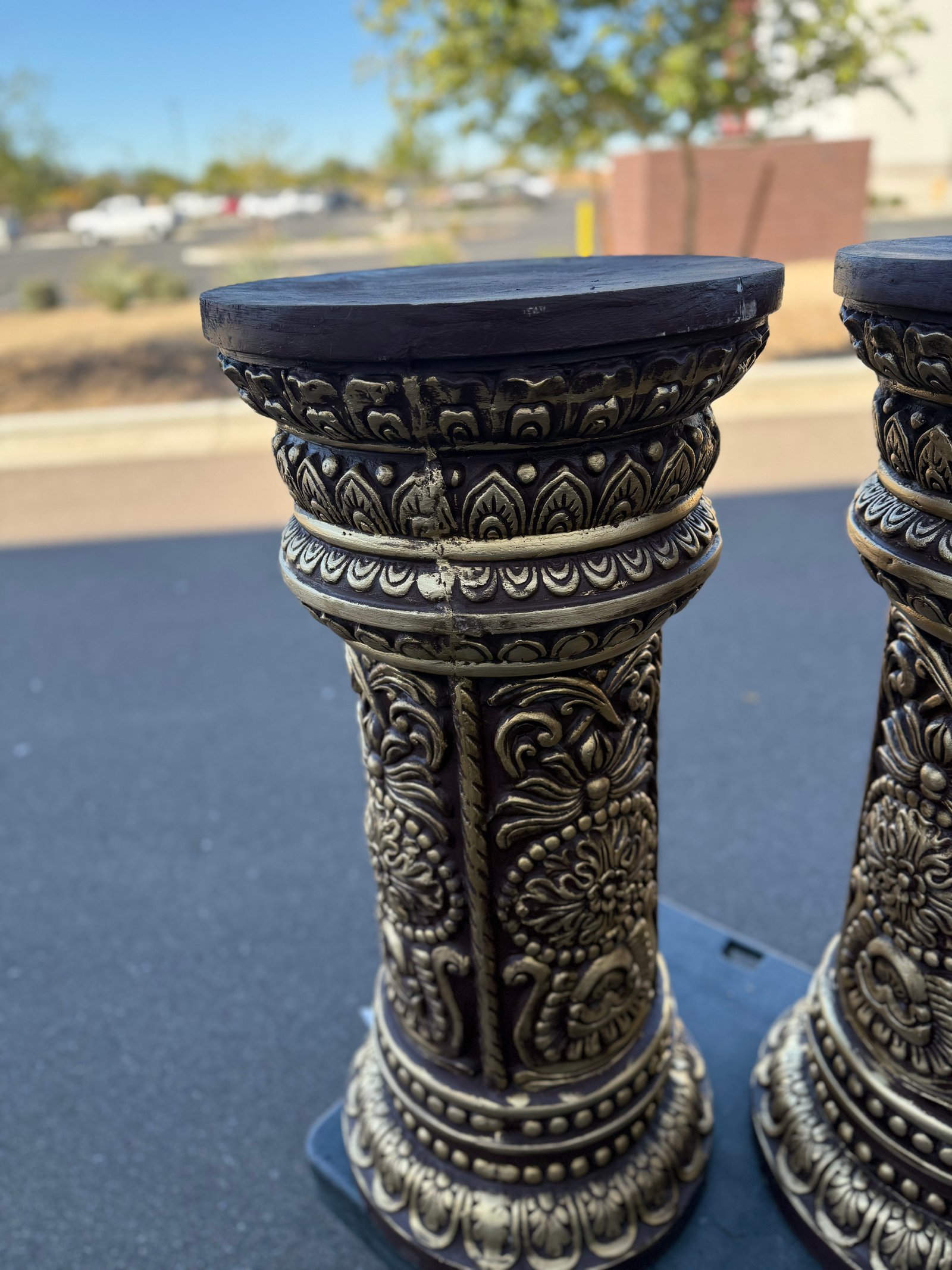Decorative Carved Pedestal Stand