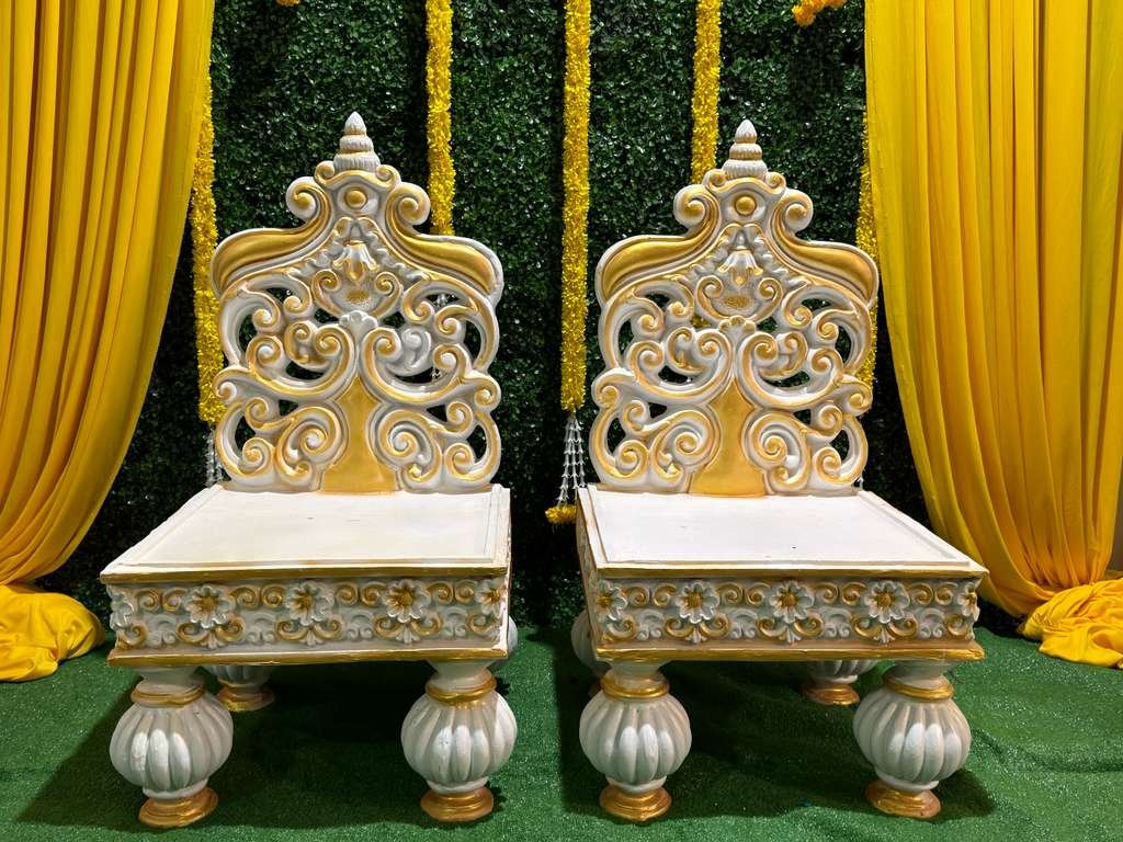 IMPERIAL ROYAL SEATING