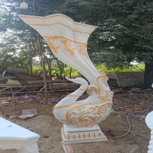 Royal Swan Decorative Flower Vase Stand