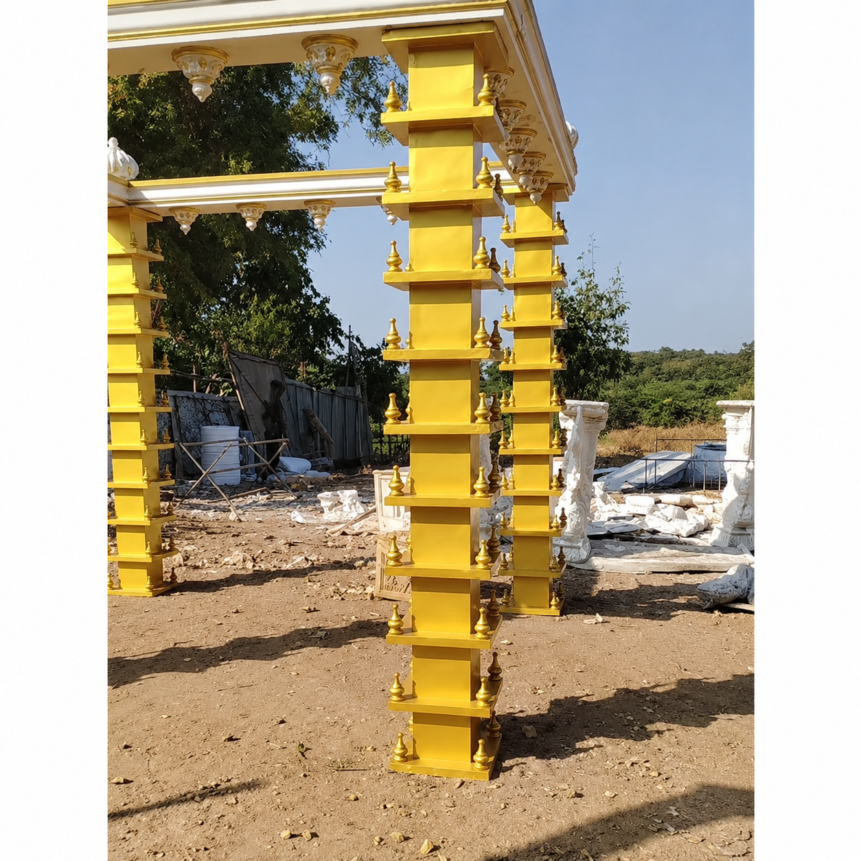 Royal Gold Mandap Decorative Pillar Frame